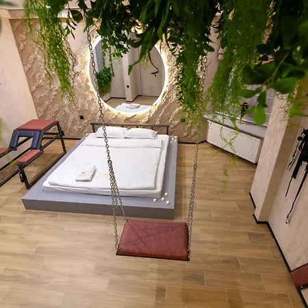 Royal Luxury With Sauna And Jacuzzi * リヴィウ